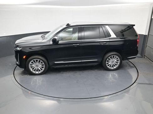 Used 2024 Cadillac Escalade Premium Luxury image 30