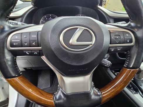 Used 2017 Lexus RX 350 AWD w/ Premium Package image 16