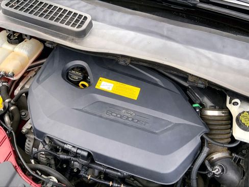 Used 2016 Ford Escape SE w/ Equipment Group 201A FWD image 31