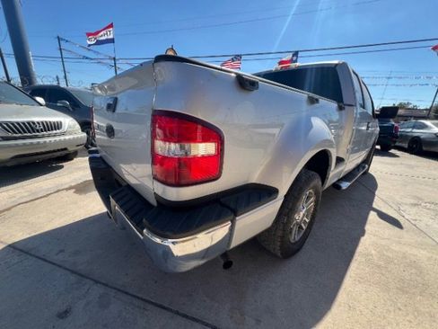 Used 2006 Ford F150 XLT image 5
