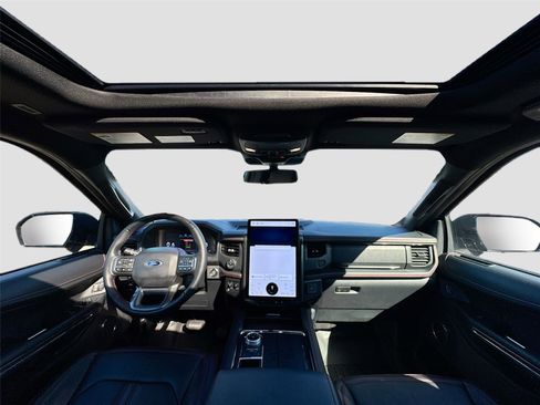 Used 2024 Ford Expedition Limited image 24