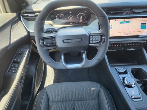 New 2026 Jeep Cherokee Laredo AWD/4WD image 24