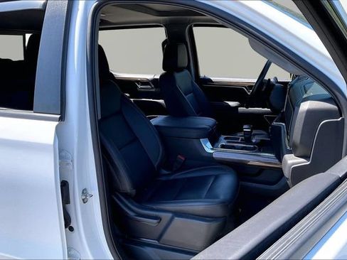 Used 2023 Chevrolet Silverado 1500 RST w/ Convenience Package II AWD/4WD image 20