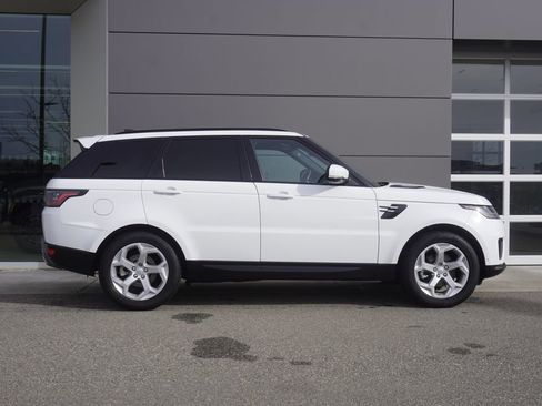 Used 2018 Land Rover Range Rover Sport HSE AWD/4WD image 7