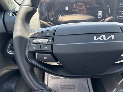 Used 2025 Kia K4 EX FWD image 21