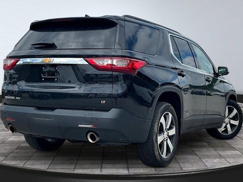 Used 2021 Chevrolet Traverse LT AWD/4WD image 6