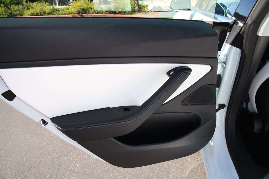 Used 2019 Tesla Model 3 Standard Range Plus RWD image 18