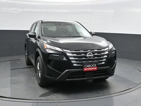 New 2026 Nissan Rogue S image 5