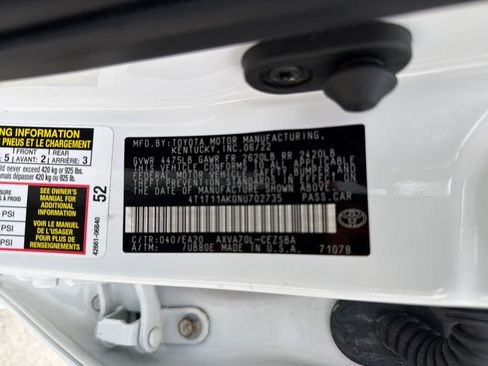 Used 2022 Toyota Camry SE w/ Convenience Package FWD image 32
