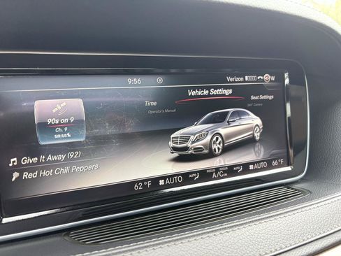 Used 2015 Mercedes-Benz S 550 4MATIC Sedan image 34