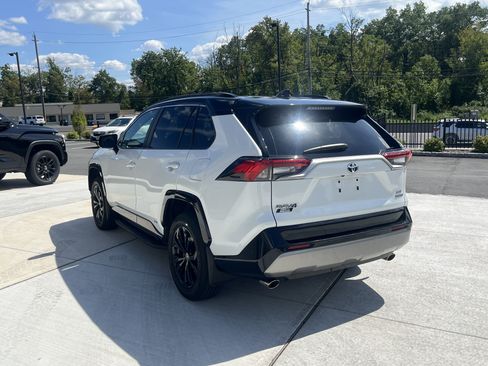 Used 2024 Toyota RAV4 XSE w/ Advanced Technology Package AWD/4WD image 4