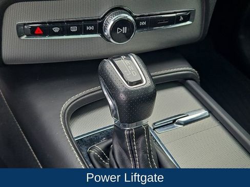 Used 2016 Volvo XC90 T6 R-Design w/ Protection Package Plus image 19