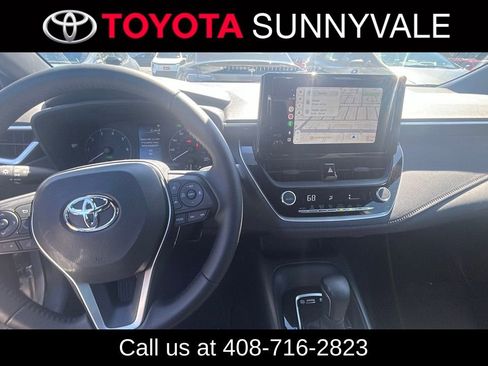 Used 2025 Toyota Corolla SE w/ Convenience Package image 4