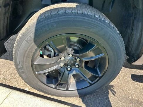 Used 2020 RAM 1500 Big Horn AWD/4WD image 57