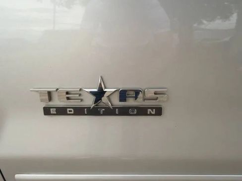 Used 2017 Chevrolet Silverado 1500 LT w/ Texas Edition image 18