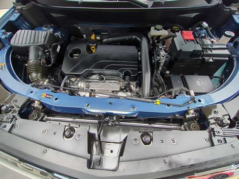 Used 2025 Chevrolet Equinox LT FWD image 28