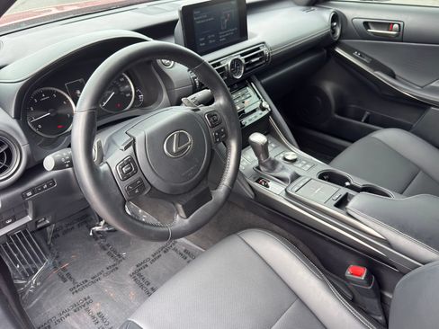 Used 2023 Lexus IS 300 w/ Premium Package RWD image 12