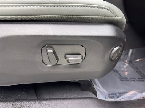 Used 2025 Jeep Gladiator Mojave w/ Safety Group image 47