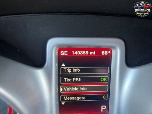 Used 2017 Dodge Journey SE w/ Flexible Seating Group FWD image 17