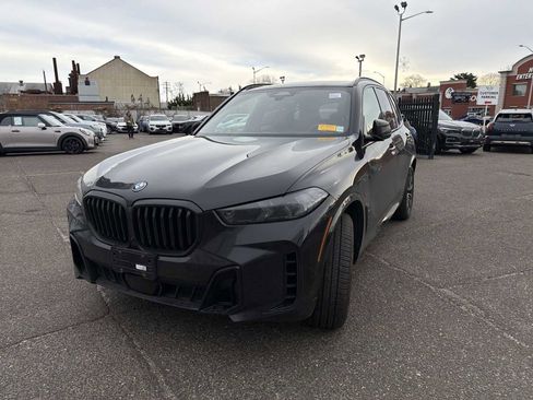 Certified 2024 BMW X5 xDrive50e w/ M Sport Package image 3