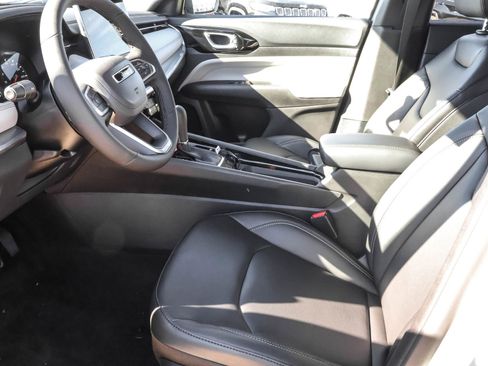 New 2026 Jeep Compass Limited image 5