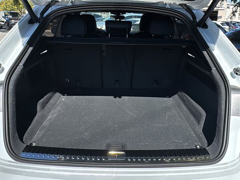 New 2026 Audi Q8 Premium Plus image 25