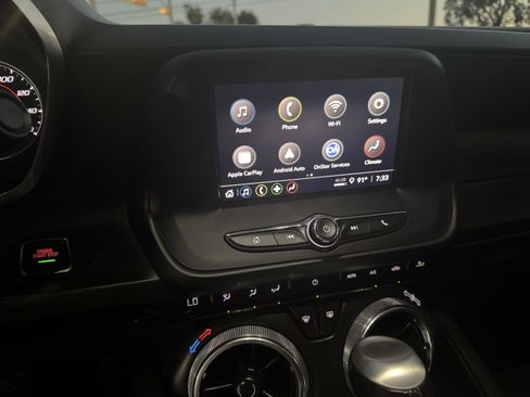 Used 2021 Chevrolet Camaro LT image 28