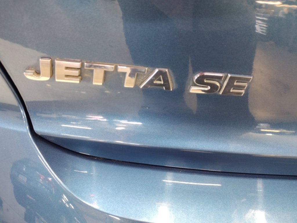 Used 2017 Volkswagen Jetta SE FWD image 15