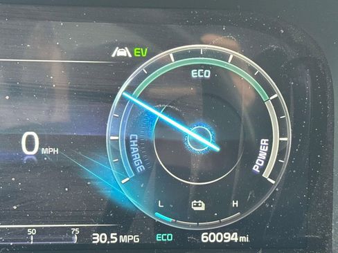 Certified 2022 Kia Sorento SX Prestige AWD/4WD image 38