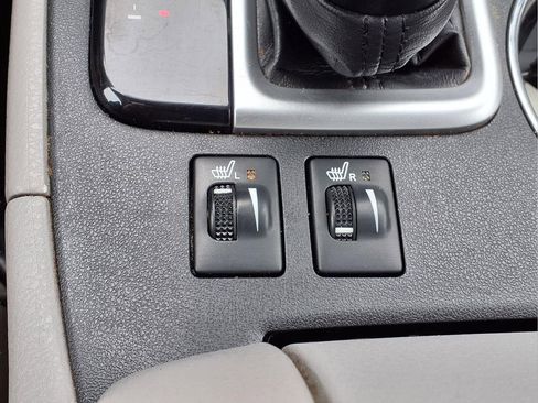 Used 2015 Toyota Highlander XLE image 24