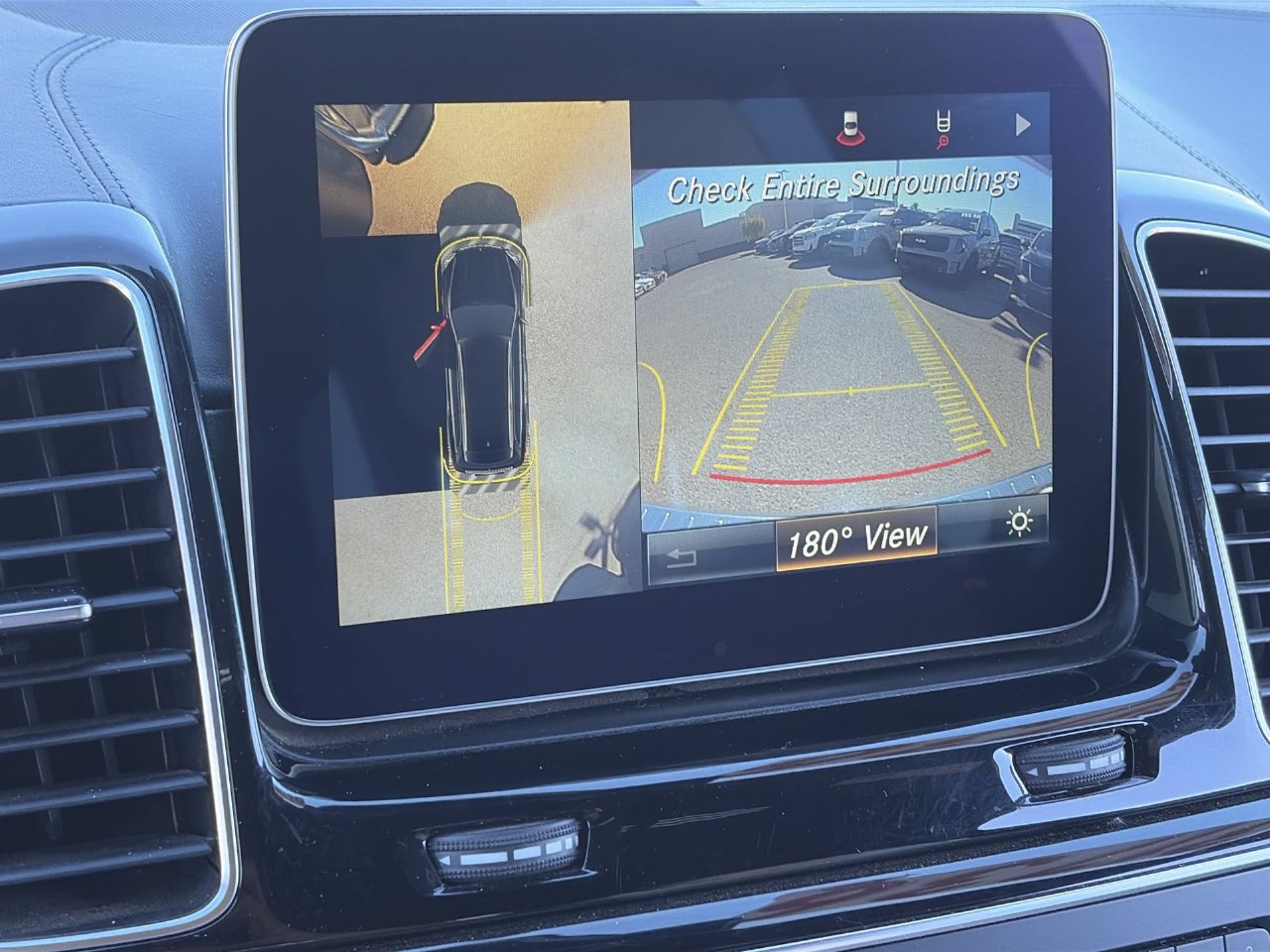 Used 2018 Mercedes-Benz GLS 550 4MATIC image 25