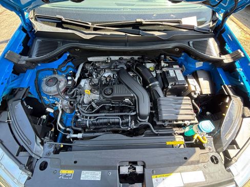 Used 2022 Volkswagen Taos SE AWD/4WD image 34