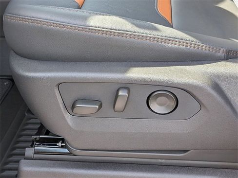 New 2026 GMC Sierra 1500 AT4 w/ AT4 Premium Package image 16