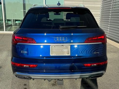 Certified 2025 Audi Q5 2.0T Premium Plus image 4