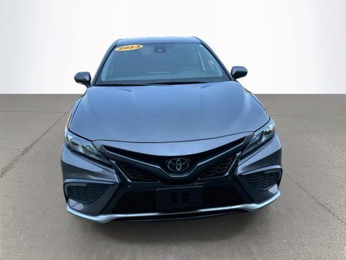 Used 2023 Toyota Camry XSE FWD image 9