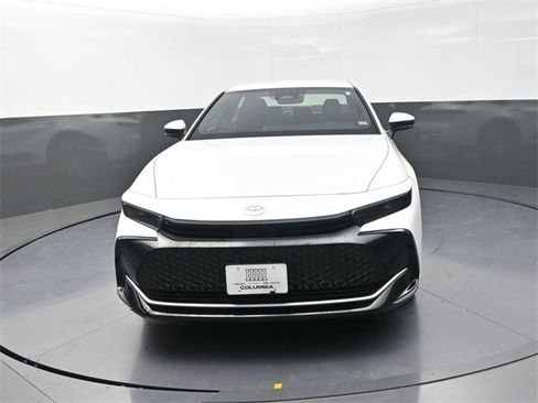 Used 2024 Toyota Crown XLE image 2