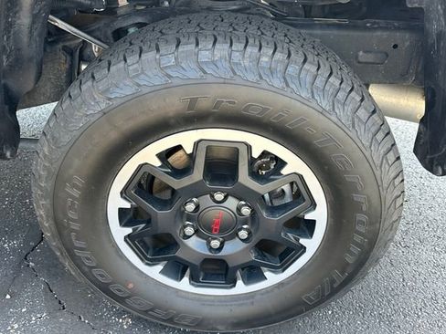 Used 2024 Toyota Tacoma TRD Off-Road w/ TRD Off Road Upgrade Package image 25