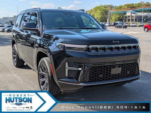 New 2026 Jeep Grand Wagoneer Limited AWD/4WD image 4