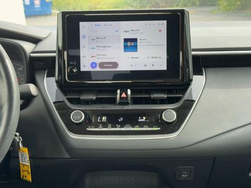 Used 2024 Toyota Corolla LE image 13