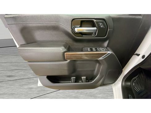 Used 2021 Chevrolet Silverado 1500 LT AWD/4WD image 10