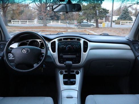 Used 2007 Toyota Highlander Sport image 16