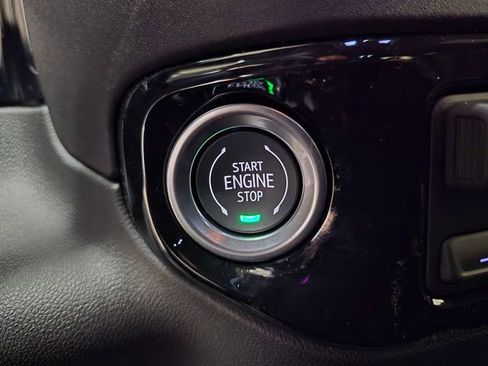 New 2026 GMC Sierra 1500 SLE image 19