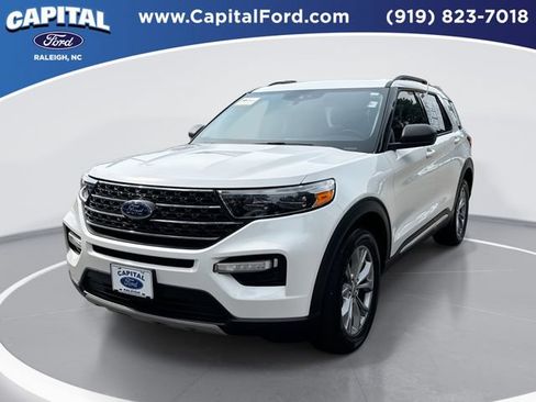 Certified 2023 Ford Explorer XLT w/ Equipment Group 202A AWD/4WD image 1