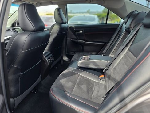 Used 2017 Toyota Camry XSE image 15