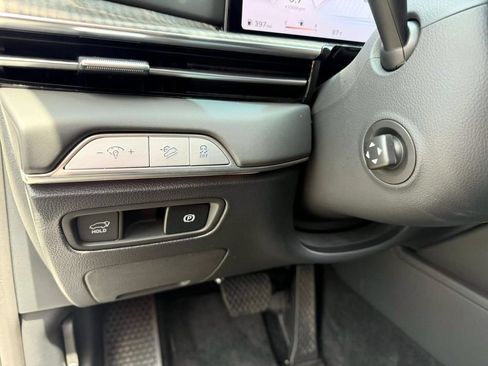 Certified 2025 Genesis GV80 3.5T Advanced AWD/4WD image 20
