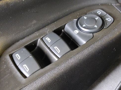Used 2020 Chevrolet Equinox LT w/ Driver Convenience Package FWD image 27