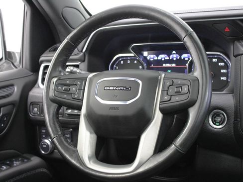 Used 2021 GMC Yukon Denali w/ Denali Premium Package image 56