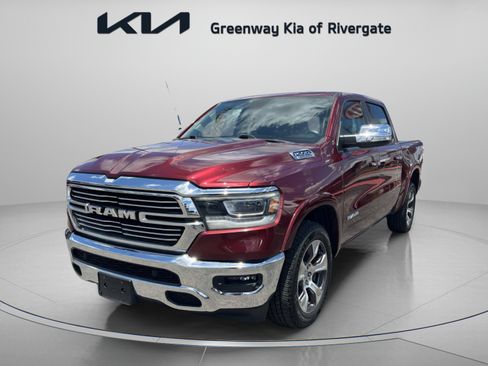 Used 2019 RAM 1500 Laramie AWD/4WD image 3