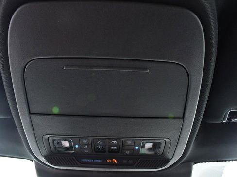 New 2026 Ford Expedition Max Platinum image 35