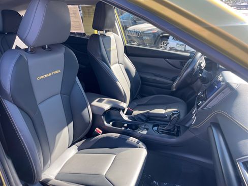 Used 2021 Subaru Crosstrek 2.5i Sport w/ Moonroof Package image 19